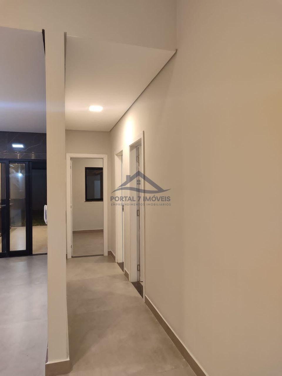 Casa à venda com 3 quartos, 1 suíte, 4 vagas e 178m² no Flórida, Sete Lagoas (MG) — foto 5 de 16