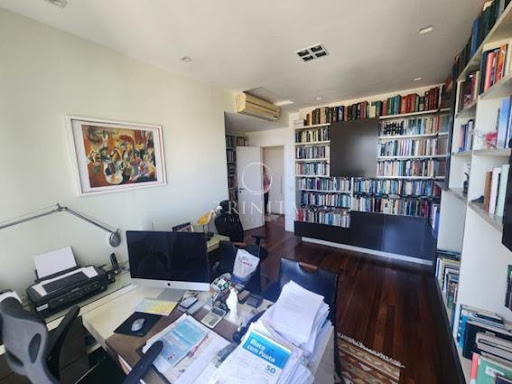 escritorio-trinitaimobiliaria-riservauno