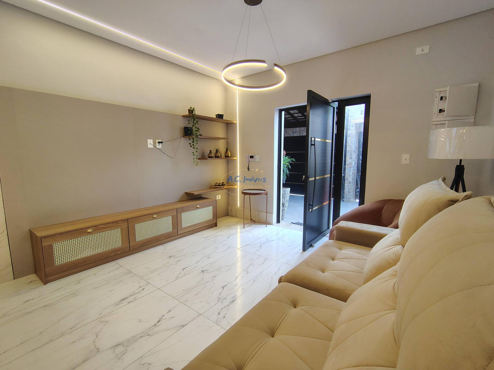 Casa à venda com 3 quartos, 2 suítes, 2 vagas e 157m² no Vila Caiçara, Praia Grande (SP) — foto 24 de 30