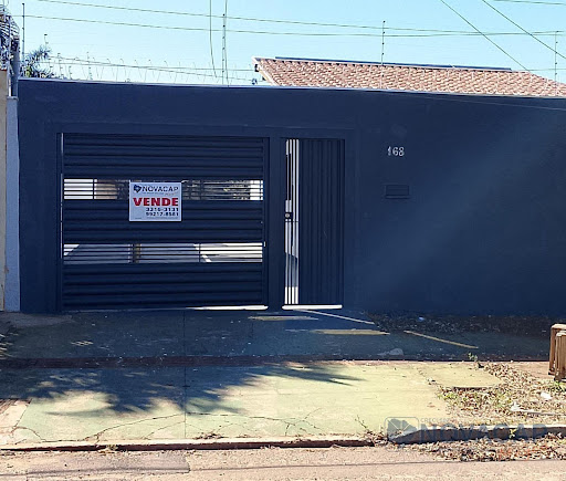 Casa térrea à venda na Vila Coutinho, Campo Grande: 3 dormitórios, 1 suíte, 2 banheiros por R$370.000.