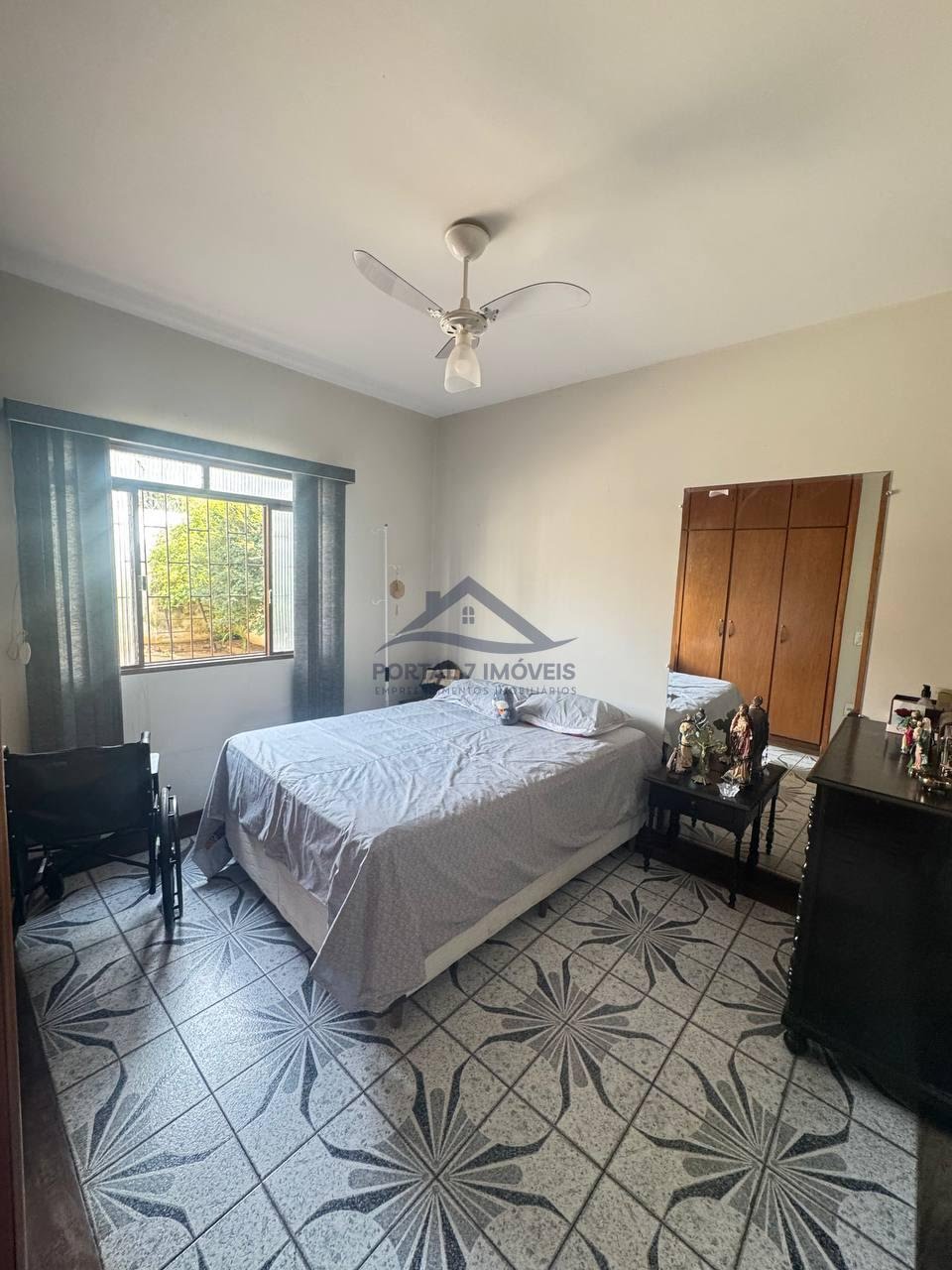 Casa à venda com 3 quartos, 1 suíte, 4 vagas e 360m² no Jardim Arizona, Sete Lagoas (MG) — foto 11 de 16