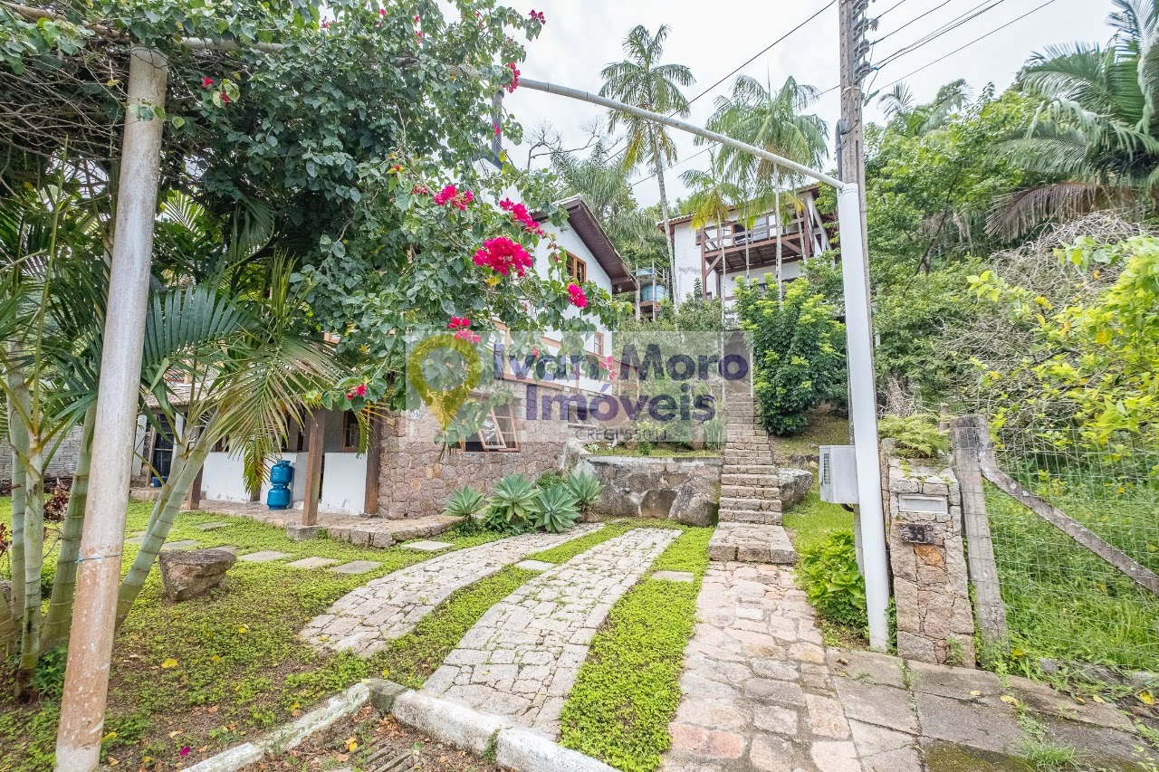 Casa à venda com 5 quartos, 2 suítes, 4 vagas e 465m² no Cachoeira do Bom Jesus, Florianópolis (SC) — foto 3 de 30