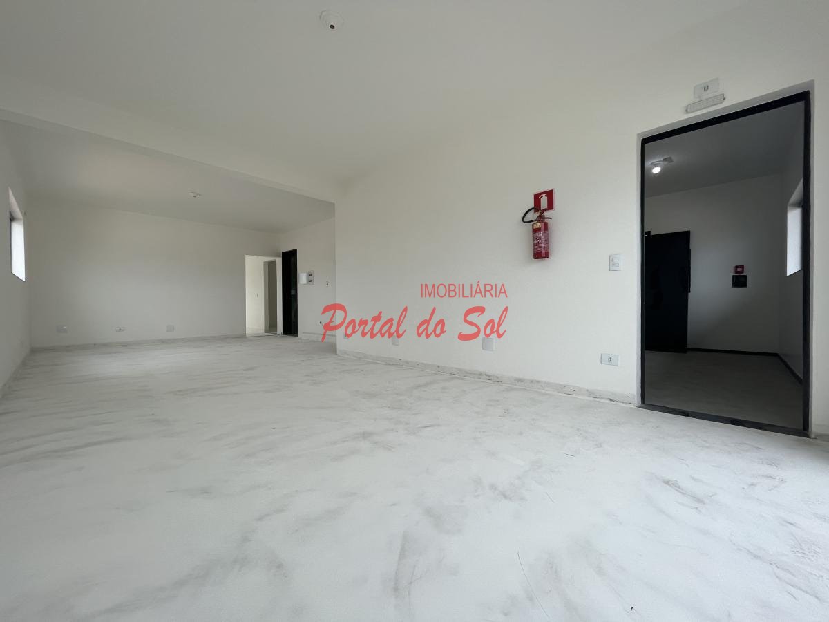 Comercial para alugar com 3 banheiros e 145m² no Centro, Santo Antônio da Platina (PR) — foto 3 de 12
