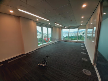 Sala Comercial para Alugar no Humaitá RJ, 911m², 20 Salas