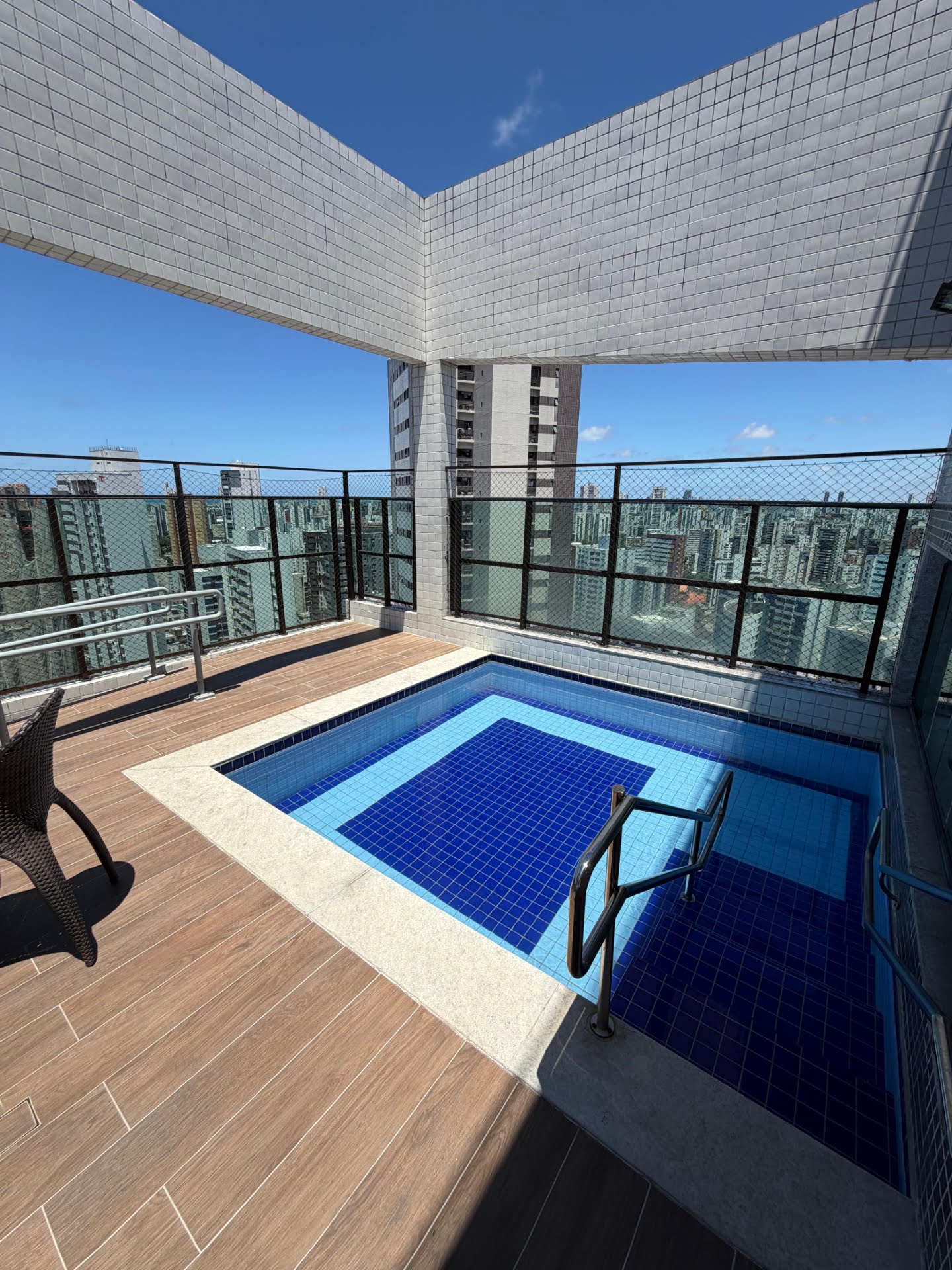 Apartamento à venda com 3 quartos, 1 suíte, 2 vagas e 102m² no Rosarinho, Recife (PE) — foto 18 de 21