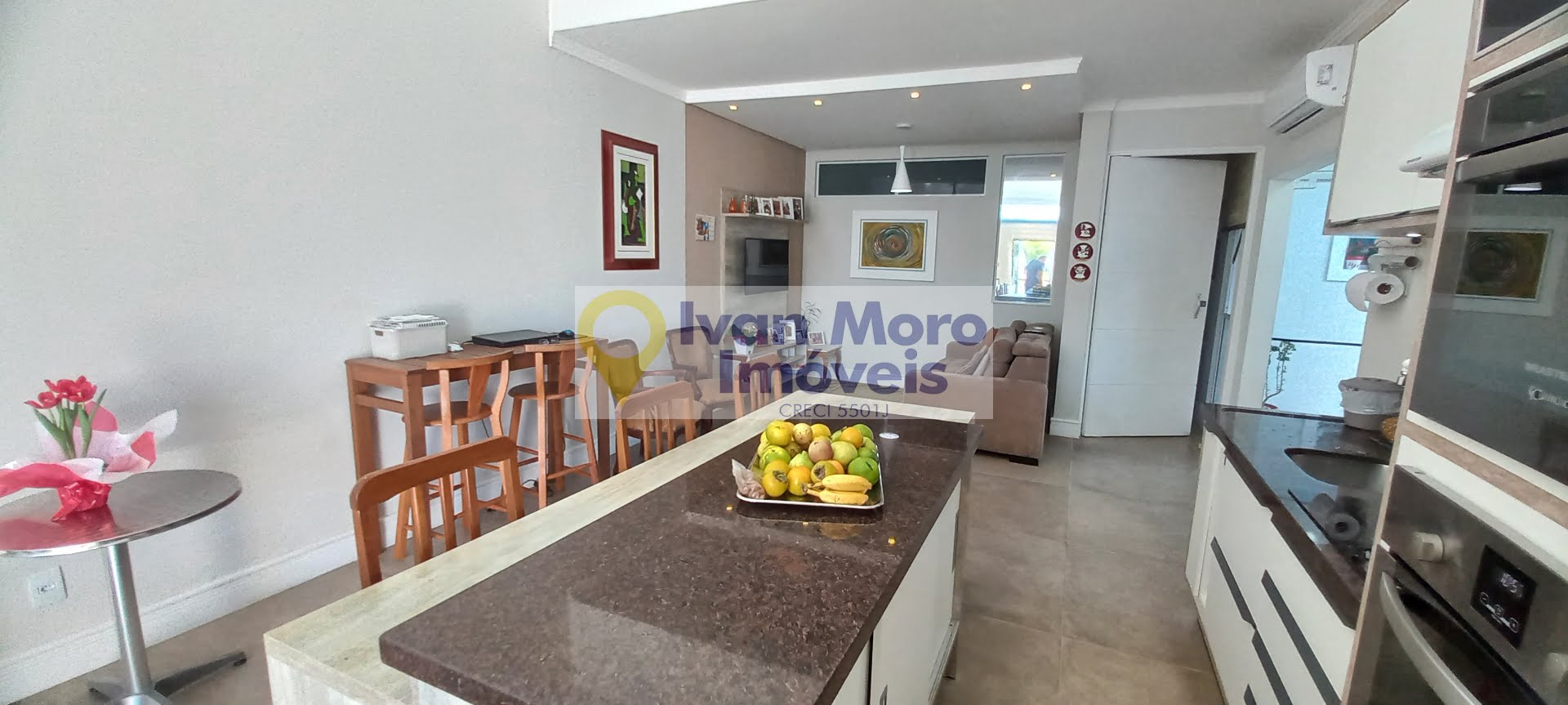 Casa à venda com 6 quartos, 6 suítes, 5 vagas e 230m² no Daniela, Florianópolis (SC) — foto 13 de 30