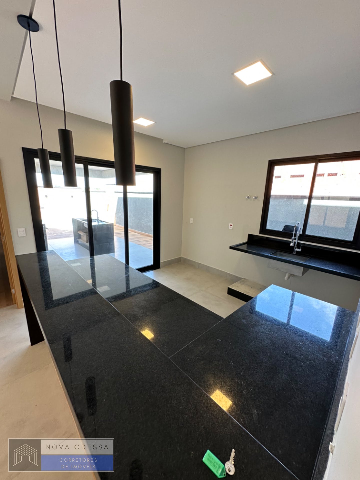 Casa à venda com 3 quartos, 1 suíte, 5 vagas e 185m² no Engenho Velho II, Nova Odessa (SP) — foto 18 de 22