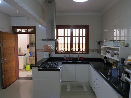 Casa, 3 quartos, 205 m² - Foto 9