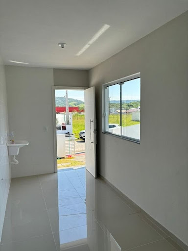 Casa com 2 dormitórios à venda, 48 m² por R$ 390.000,00 - Forquilhas - São José/SC