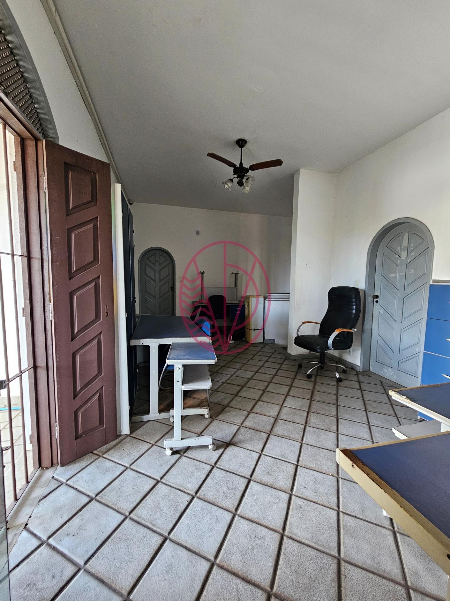 Casa para alugar com 7 quartos, 3 banheiros, 1 vaga e 251m² no Brotas, Salvador (BA) — foto 9 de 30