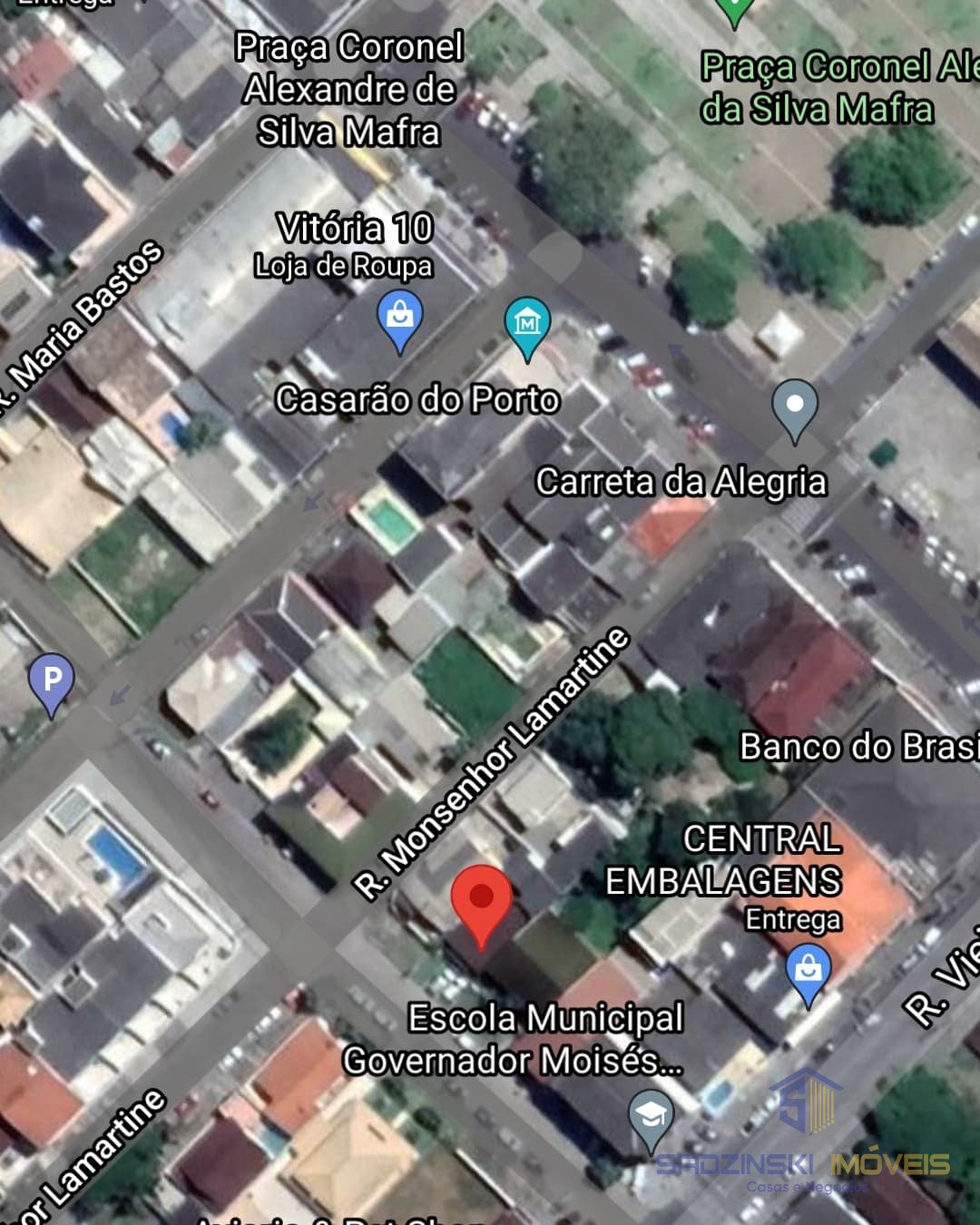 Localização em vermelho do terreno