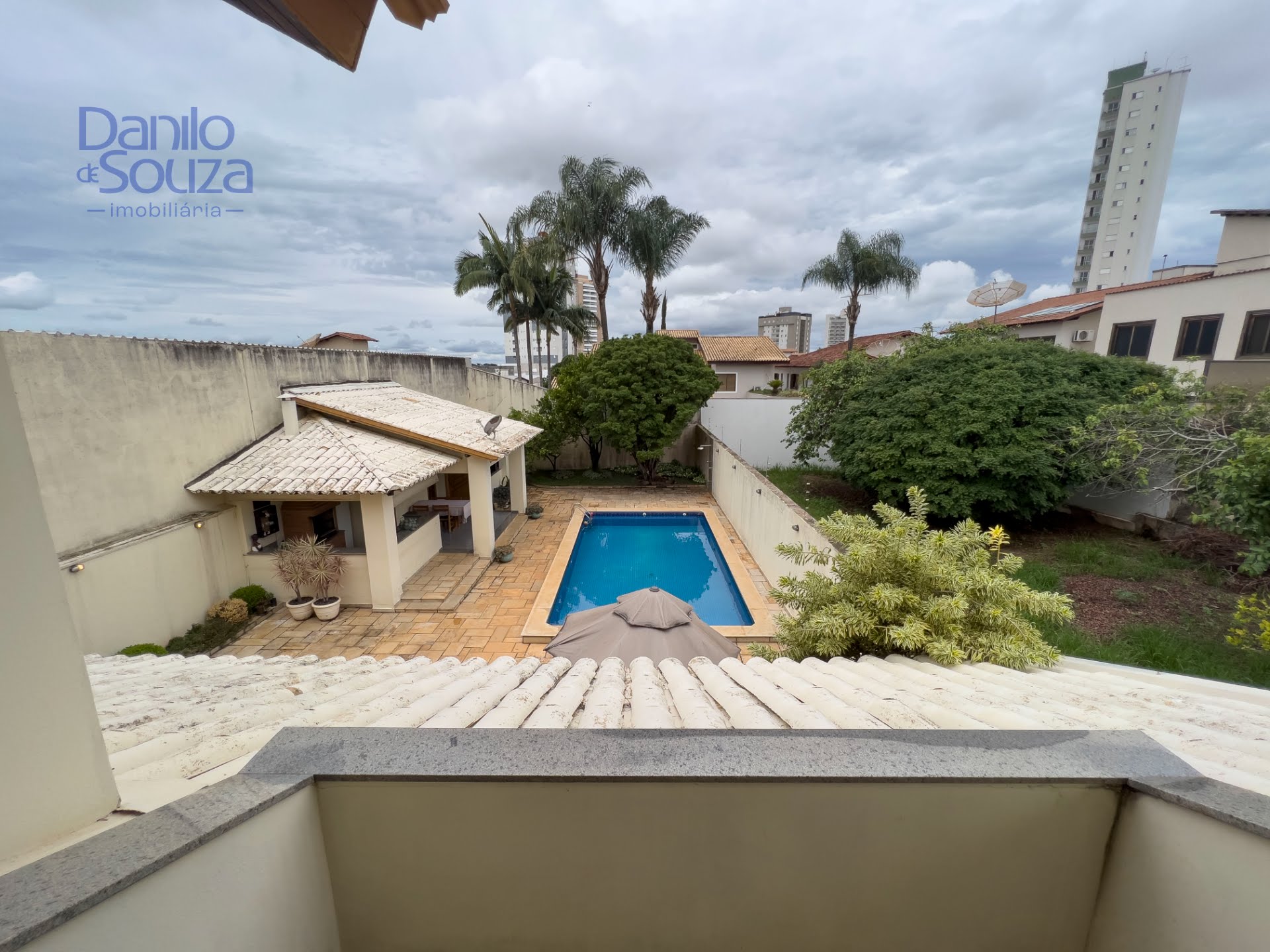 Casa à venda com 4 quartos, 2 suítes, 4 vagas e 576m² no Centro, Araxá (MG) — foto 20 de 24
