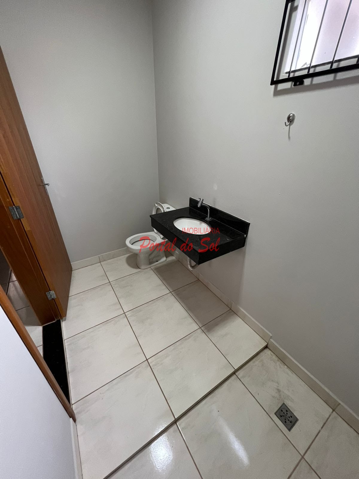 Comercial à venda com 3 banheiros e 135m² no Centro, Santo Antônio da Platina (PR) — foto 8 de 23