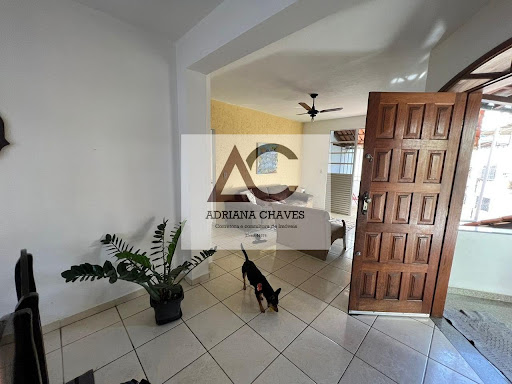 Casa em Nova Almeida  -  Ponte Nova