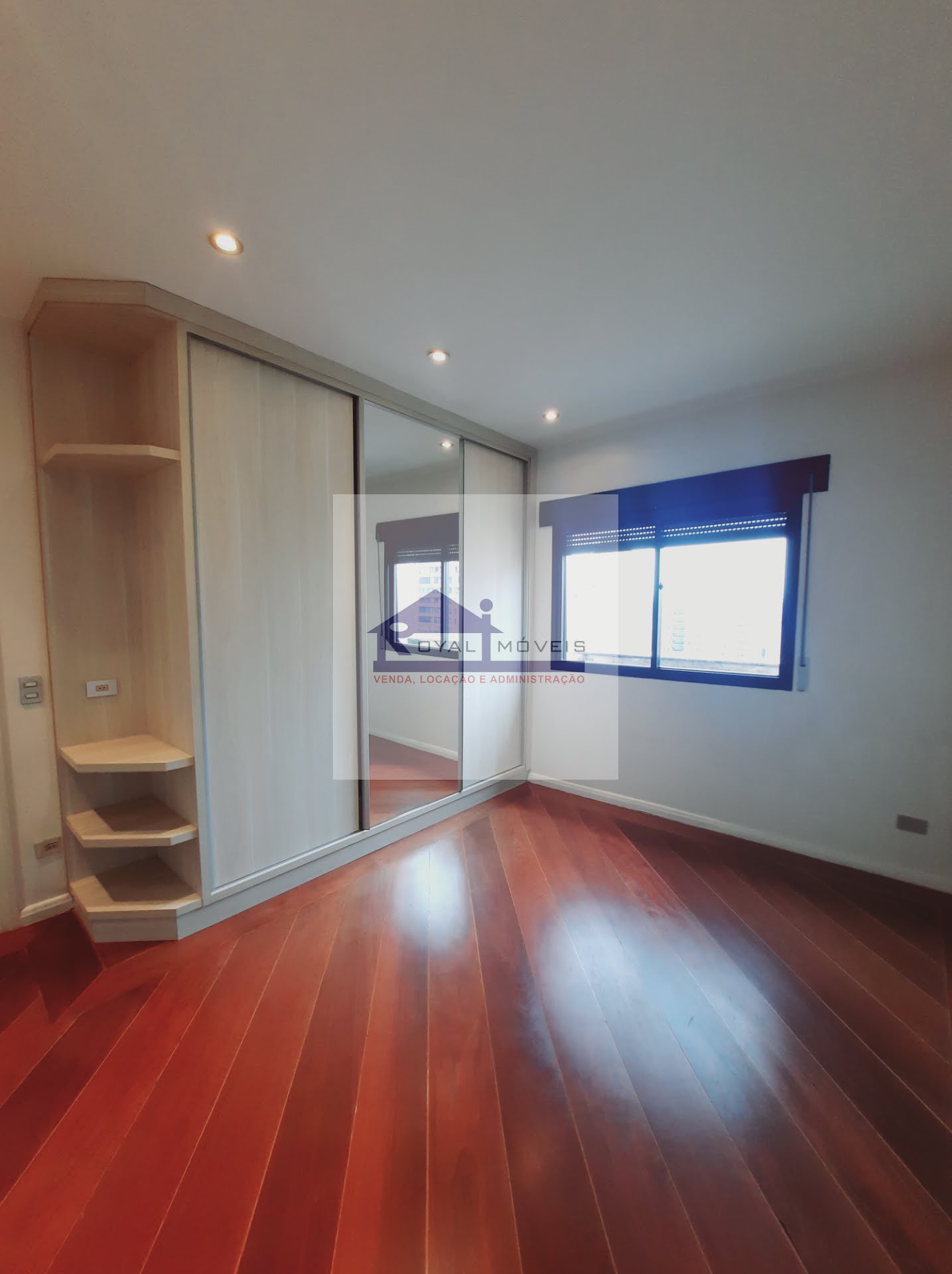 Apartamento à venda com 4 quartos, 2 suítes, 4 vagas e 270m² no Vila Mariana, São Paulo (SP) — foto 17 de 30