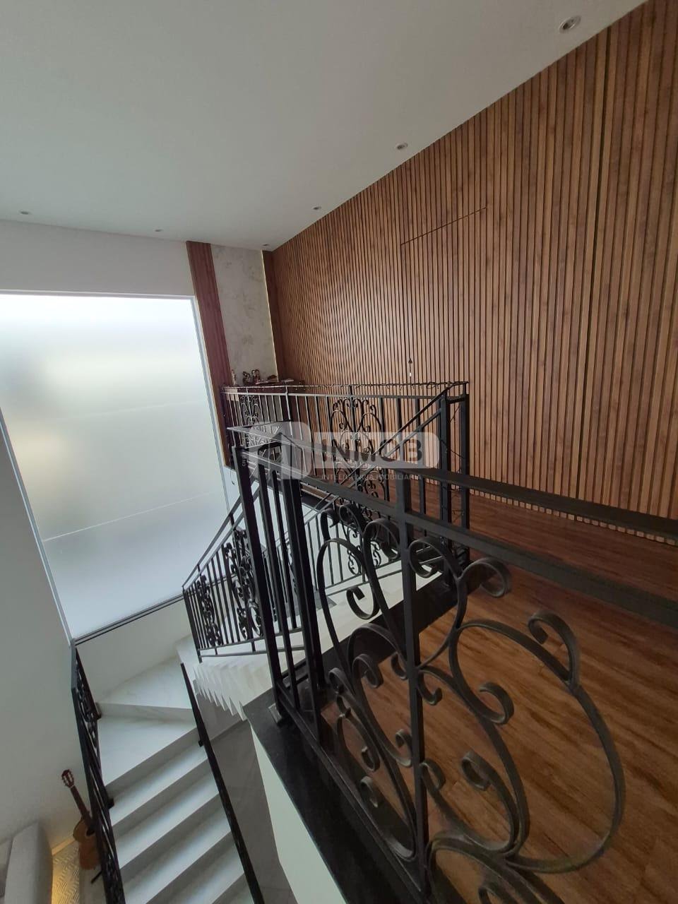 Casa à venda com 3 quartos, 2 suítes, 4 vagas e 275m² no Jardim Santa Tereza, Taubaté (SP) — foto 17 de 30
