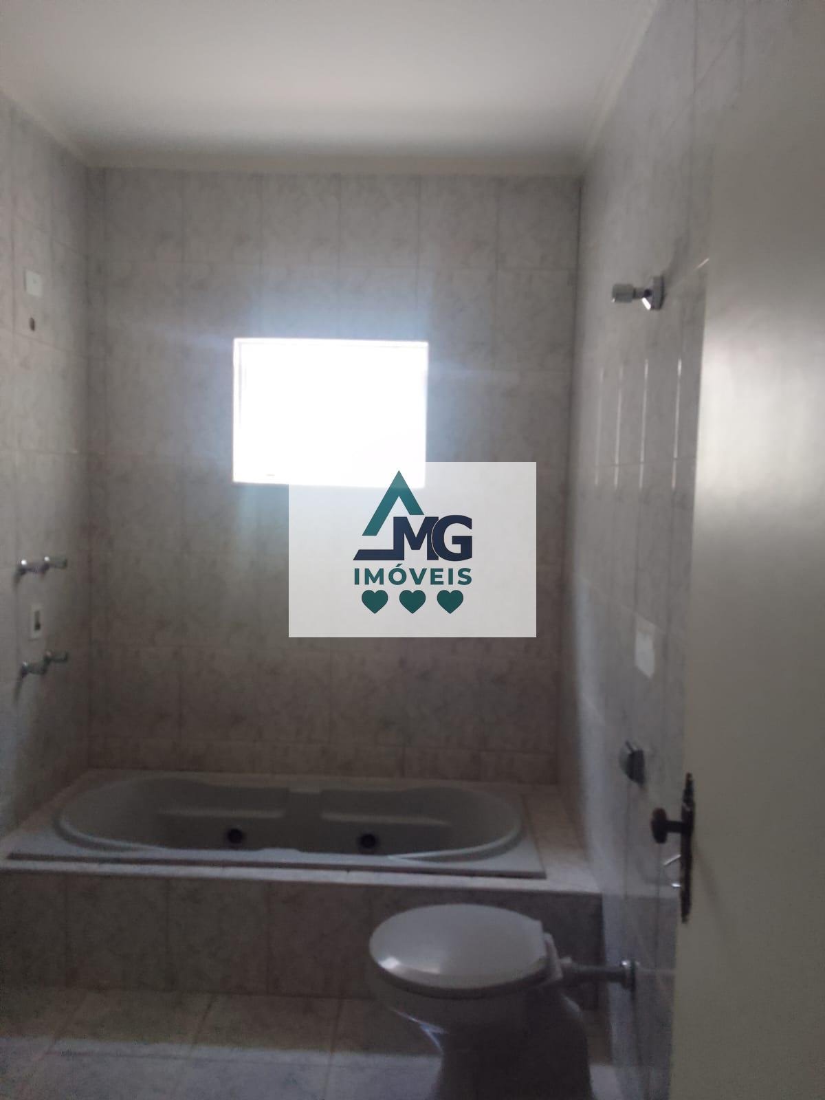 Casa à venda com 9 quartos, 1 suíte, 2 vagas e 380m² no Chácara das Rosas, Três Corações (MG) — foto 11 de 30