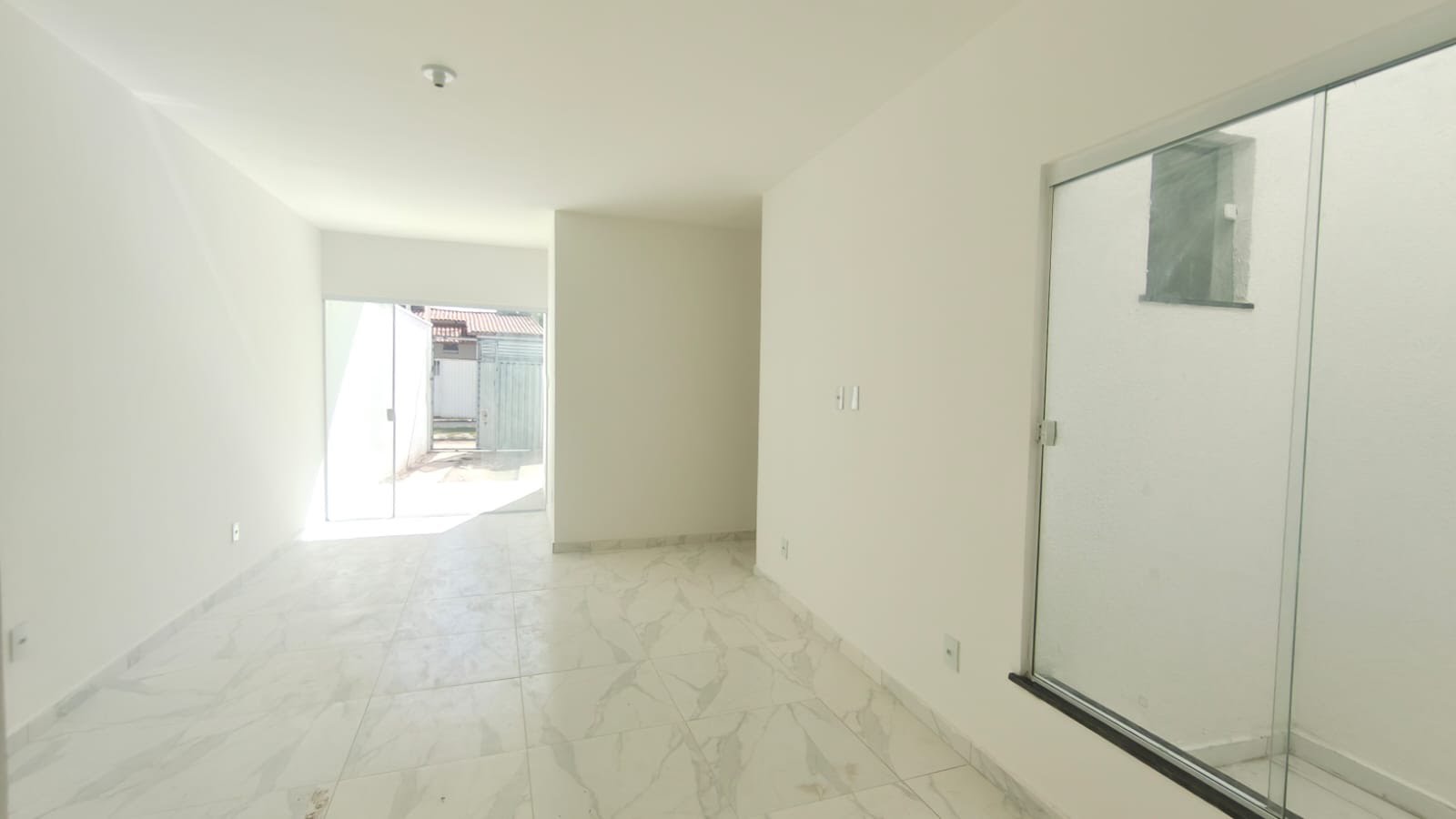 Casa à venda com 2 quartos, 1 suíte, 2 vagas e 125m² no Conceição, Feira de Santana (BA) — foto 5 de 13