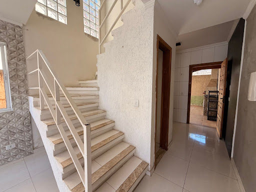 Casa Sobrado de Condominio em Chácara Real (Caucaia do Alto)  -  Cotia