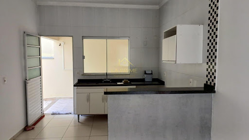 Casa em Condomínio no Parque São Bento em Sorocaba, 154m²,  02 dormitórios, 01 suíte , 03 vagas de garagem.