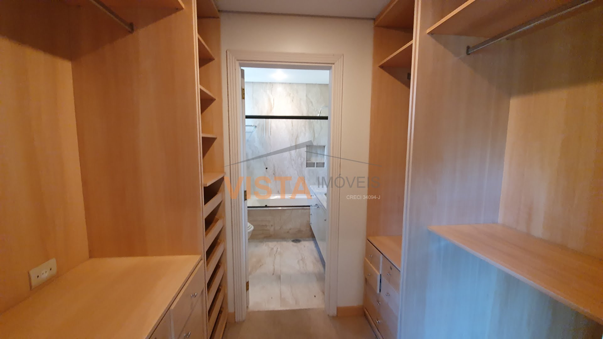 Casa à venda com 7 quartos, 5 suítes, 4 vagas e 1800m² no Jardim Priscila, São João da Boa Vista (SP) — foto 16 de 17
