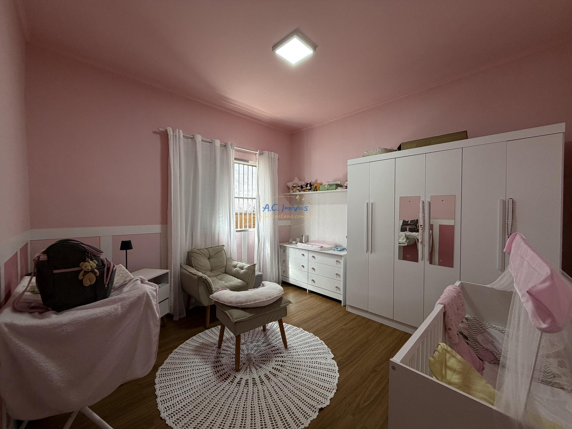 Casa à venda com 3 quartos, 1 suíte, 6 vagas e 153m² no Vila Assuncao, Praia Grande (SP) — foto 8 de 23