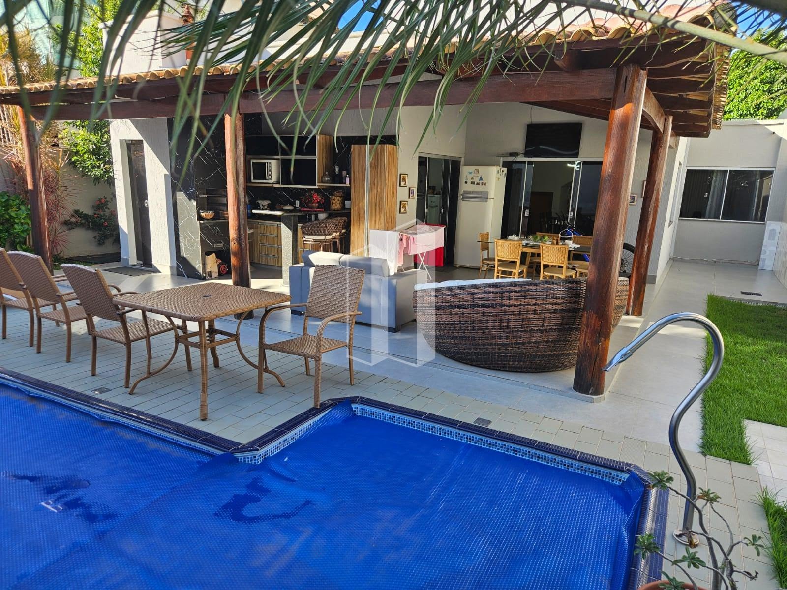 Casa à venda com 4 quartos, 4 suítes, 4 vagas e 247m² no Loteamento Portal do Sol II, Goiânia (GO) — foto 11 de 16