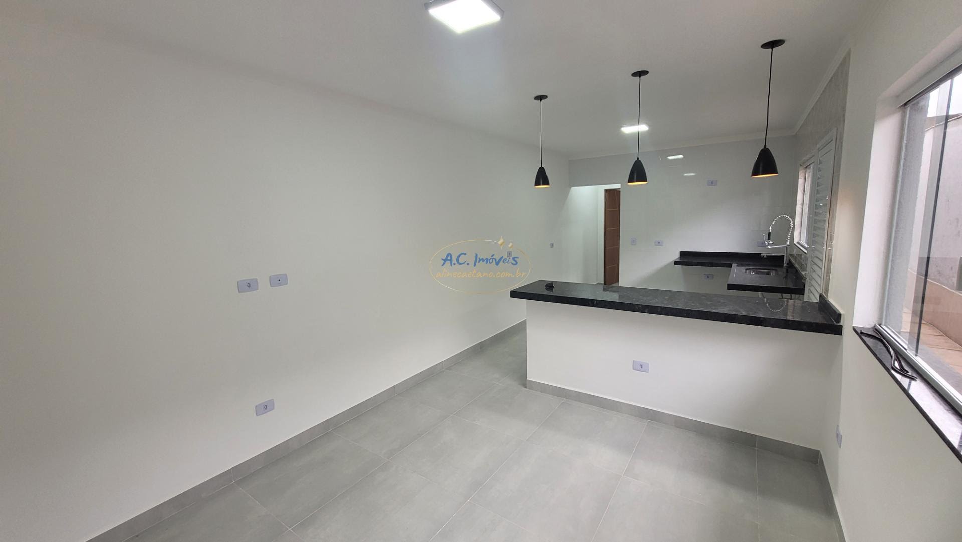 Casa à venda com 2 quartos, 1 suíte, 2 vagas e 80m² no Vila Tupi, Praia Grande (SP) — foto 7 de 27