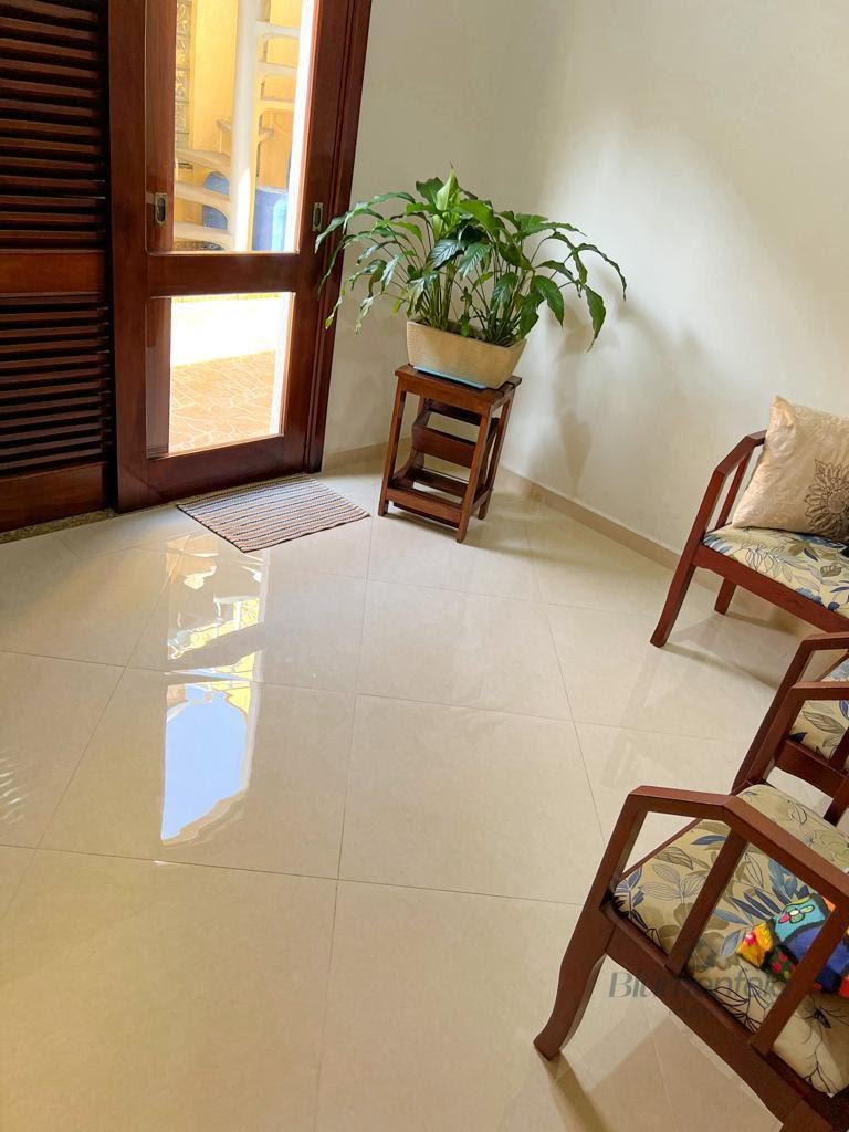 Casa à venda com 3 quartos, 3 suítes, 2 vagas e 315m² no Condomínio Arujazinho IV, Arujá (SP) — foto 4 de 26