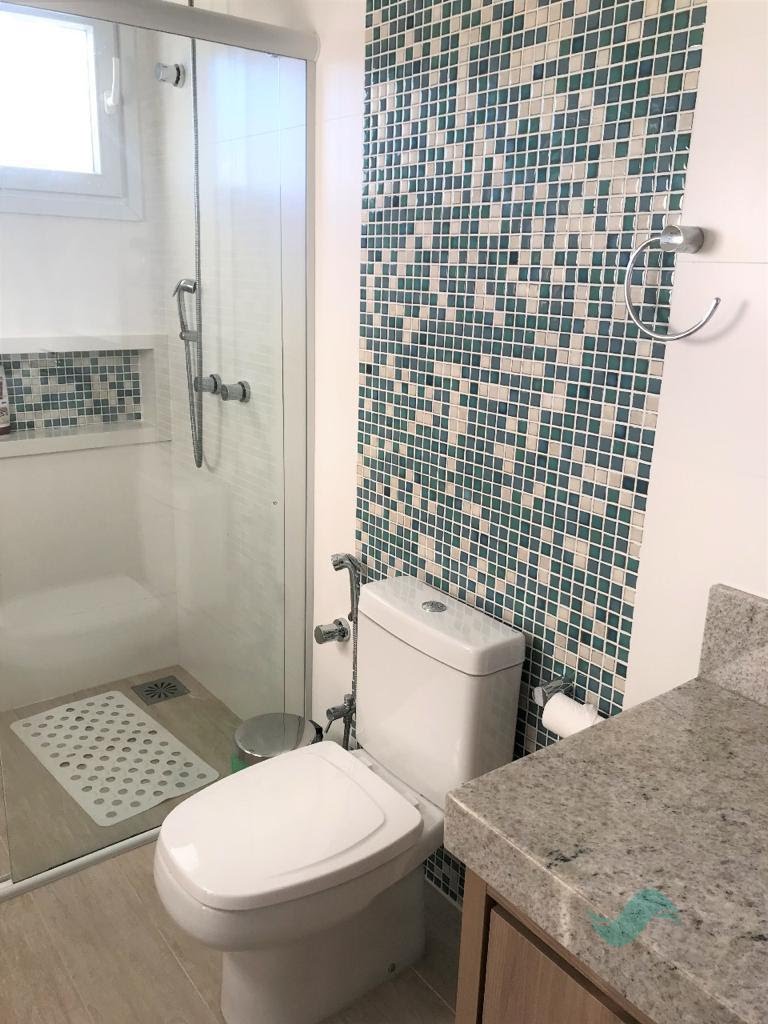 Casa à venda com 4 quartos, 4 banheiros, 2 vagas e 242m² no Jurerê Internacional, Florianópolis (SC) — foto 18 de 21