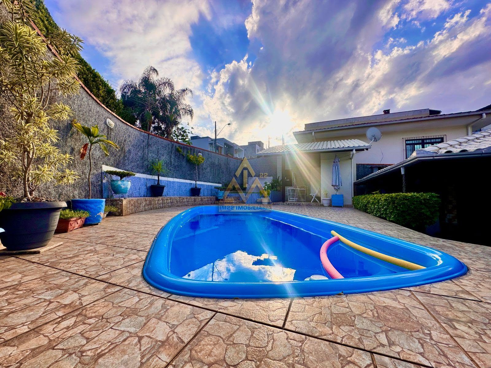 Casa à venda com 3 quartos, 1 suíte, 3 vagas e 196m² no Fortaleza, Blumenau (SC) — foto 2 de 30