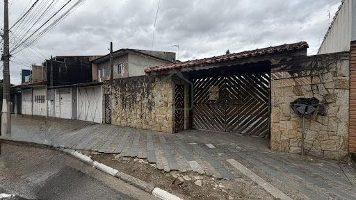 Terreno para Venda em Poá / SP no bairro Jardim Medina 