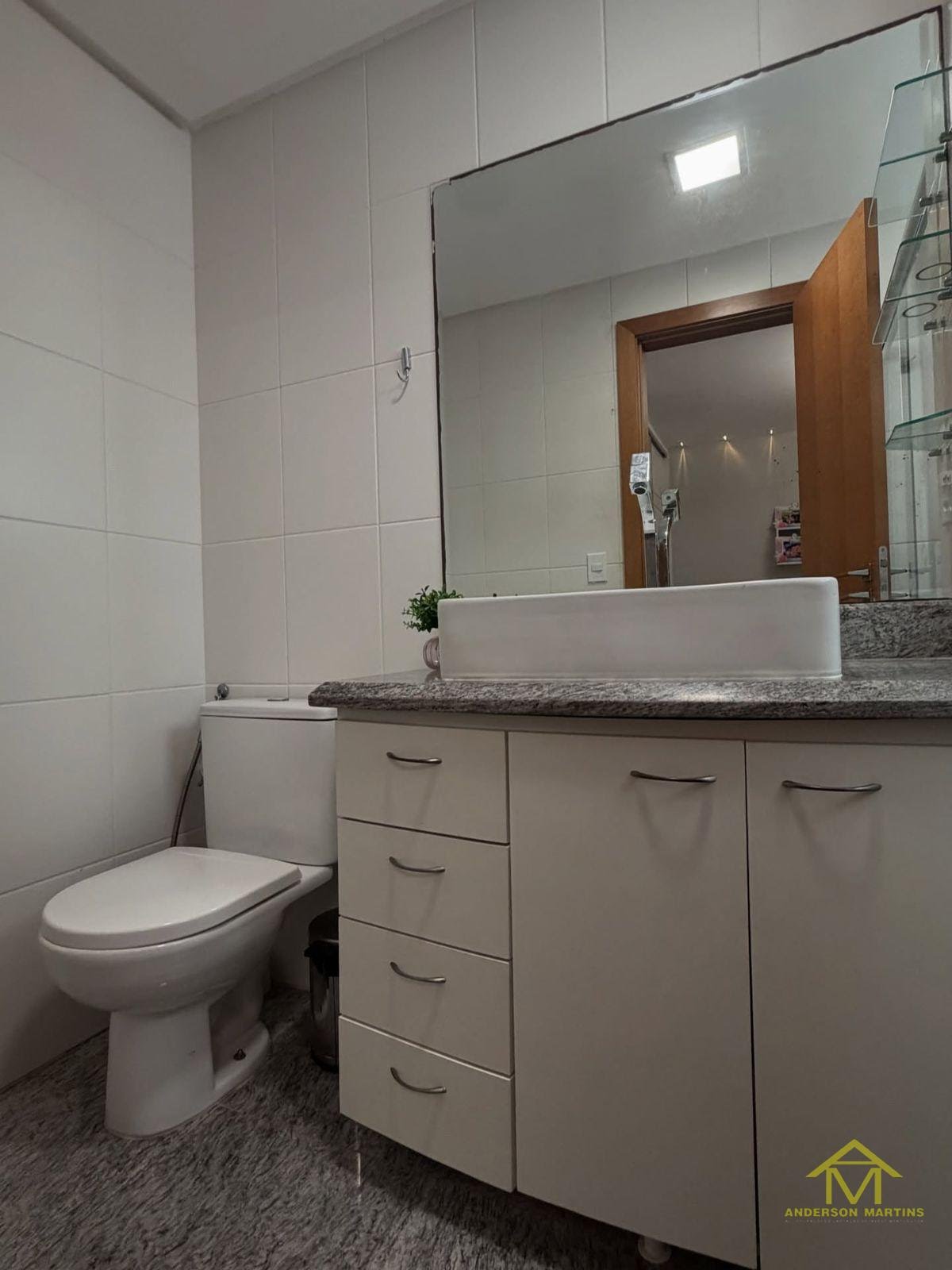 Apartamento à venda com 4 quartos, 4 banheiros, 3 vagas e 189m² no Praia de Itaparica, Vila Velha (ES) — foto 9 de 18