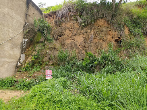 Lote / Terreno em Niterói  -  Itaperuna