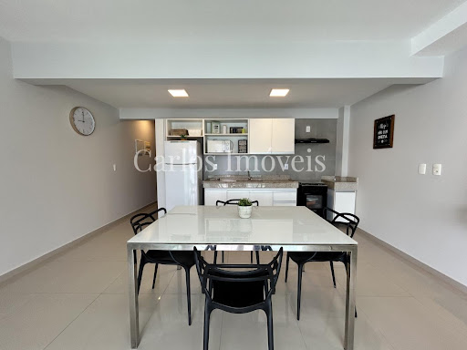 Apartamento Frente Mar para Locação em Angra dos Reis / RJ no bairro Caeira