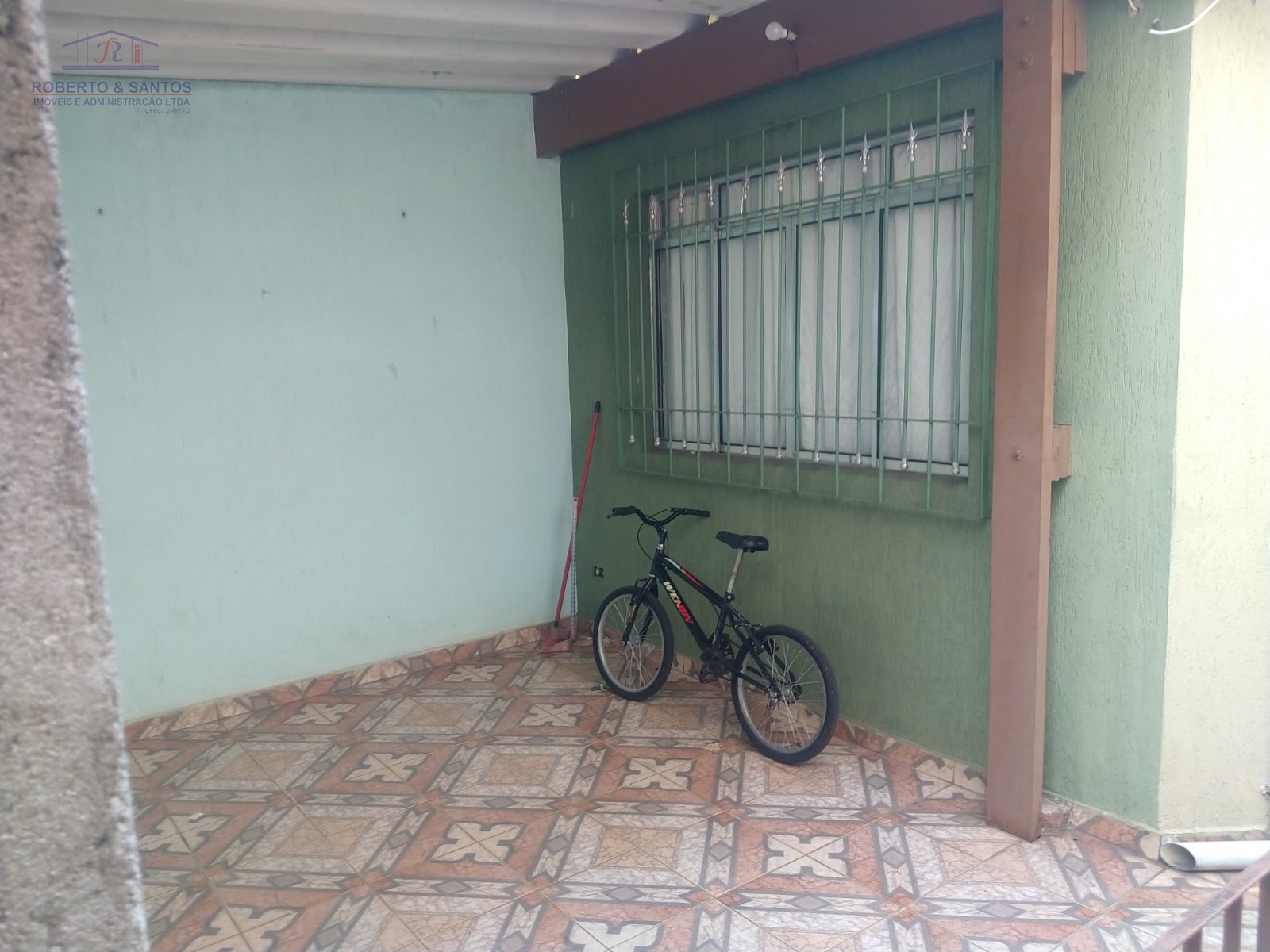 Garagem, outra vista