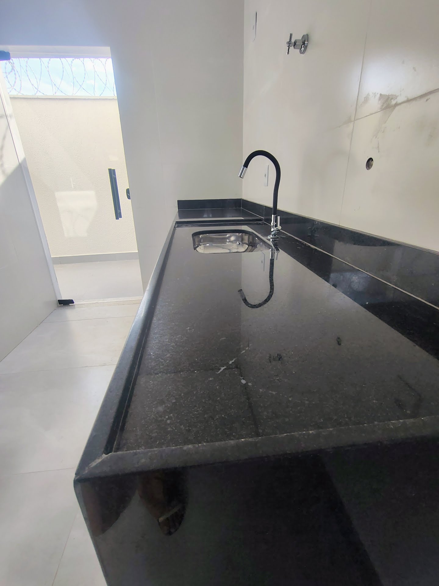 Casa à venda com 2 quartos, 2 suítes e 84m² no Planalto, Belo Horizonte (MG) — foto 23 de 30