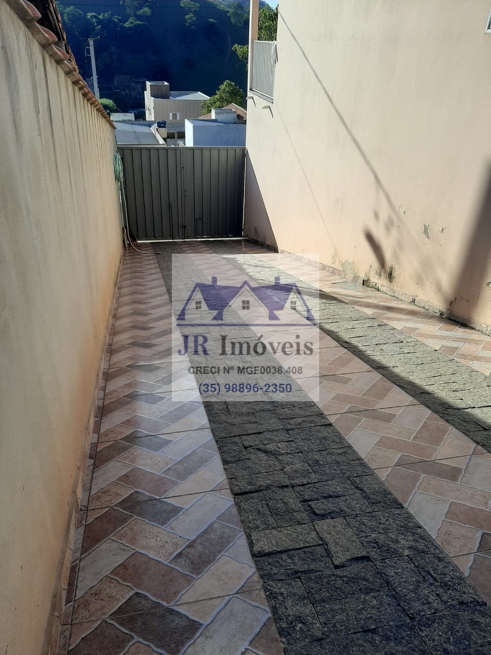 Casa à venda com 2 quartos, 1 banheiro, 2 vagas e 250m² no Santa Barbara, Piranguinho (MG) — foto 9 de 29