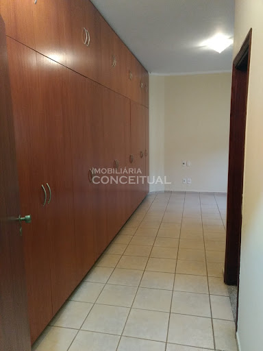 Quarto 1 - Armário