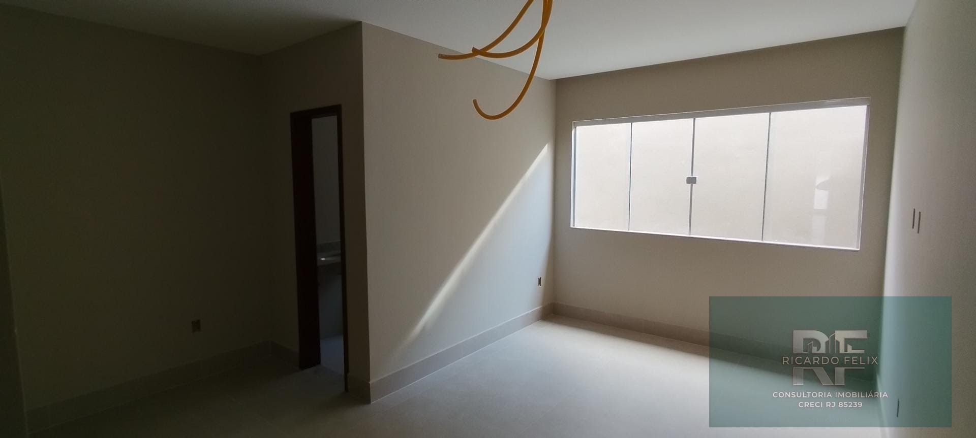 Casa à venda com 4 quartos, 1 suíte, 2 vagas e 102m² no Recreio, Rio das Ostras (RJ) — foto 16 de 19