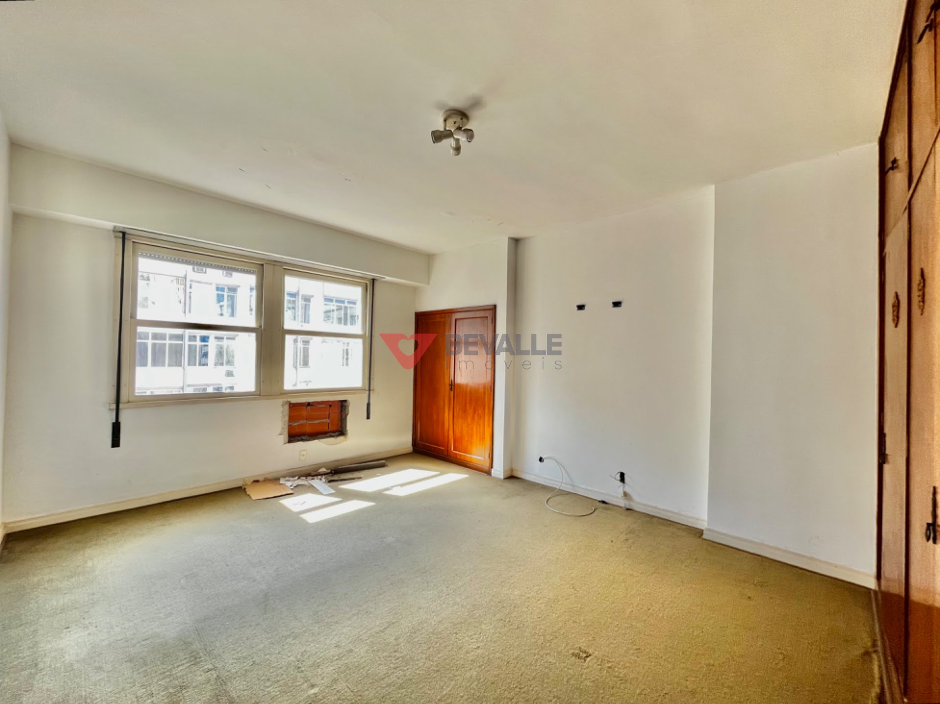 Apartamento à venda com 4 quartos, 2 suítes, 1 vaga e 233m² no Copacabana, Rio de Janeiro (RJ) — foto 18 de 25