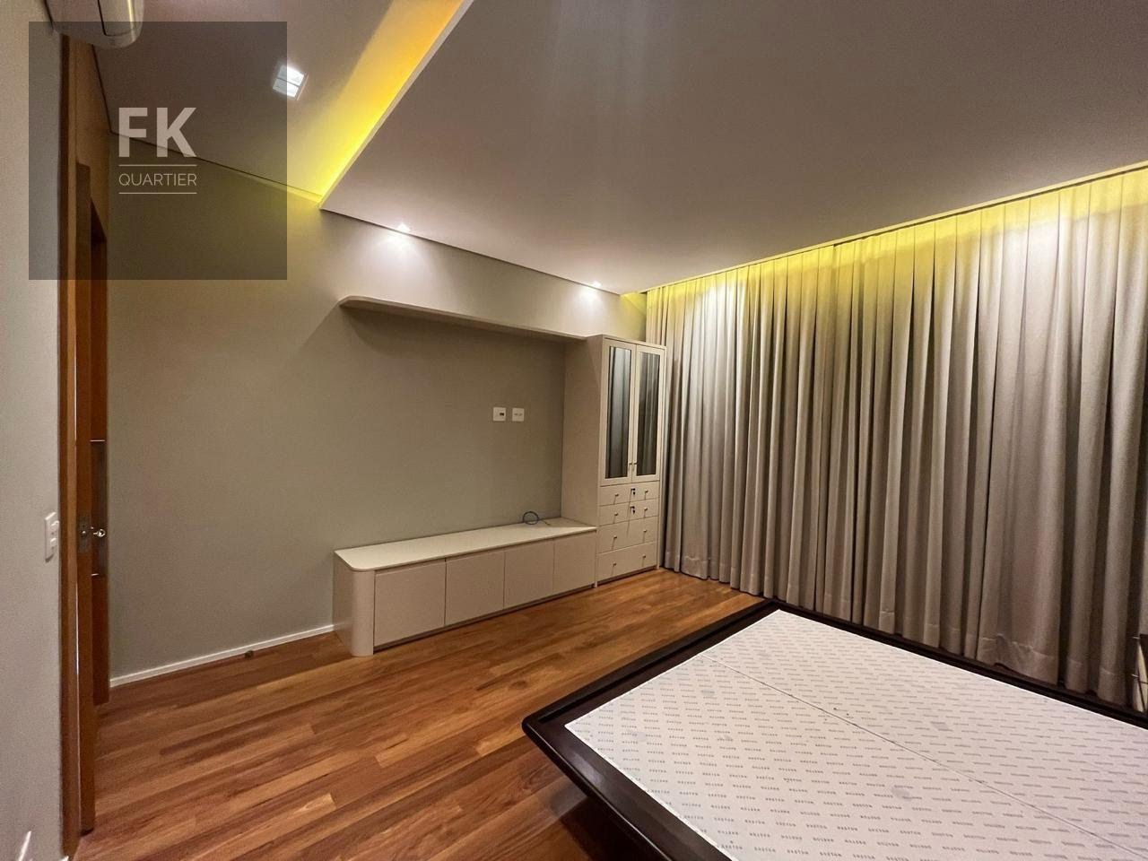 Casa à venda com 4 quartos, 4 suítes, 6 vagas e 575m² no Tamboré, Barueri (SP) — foto 13 de 25