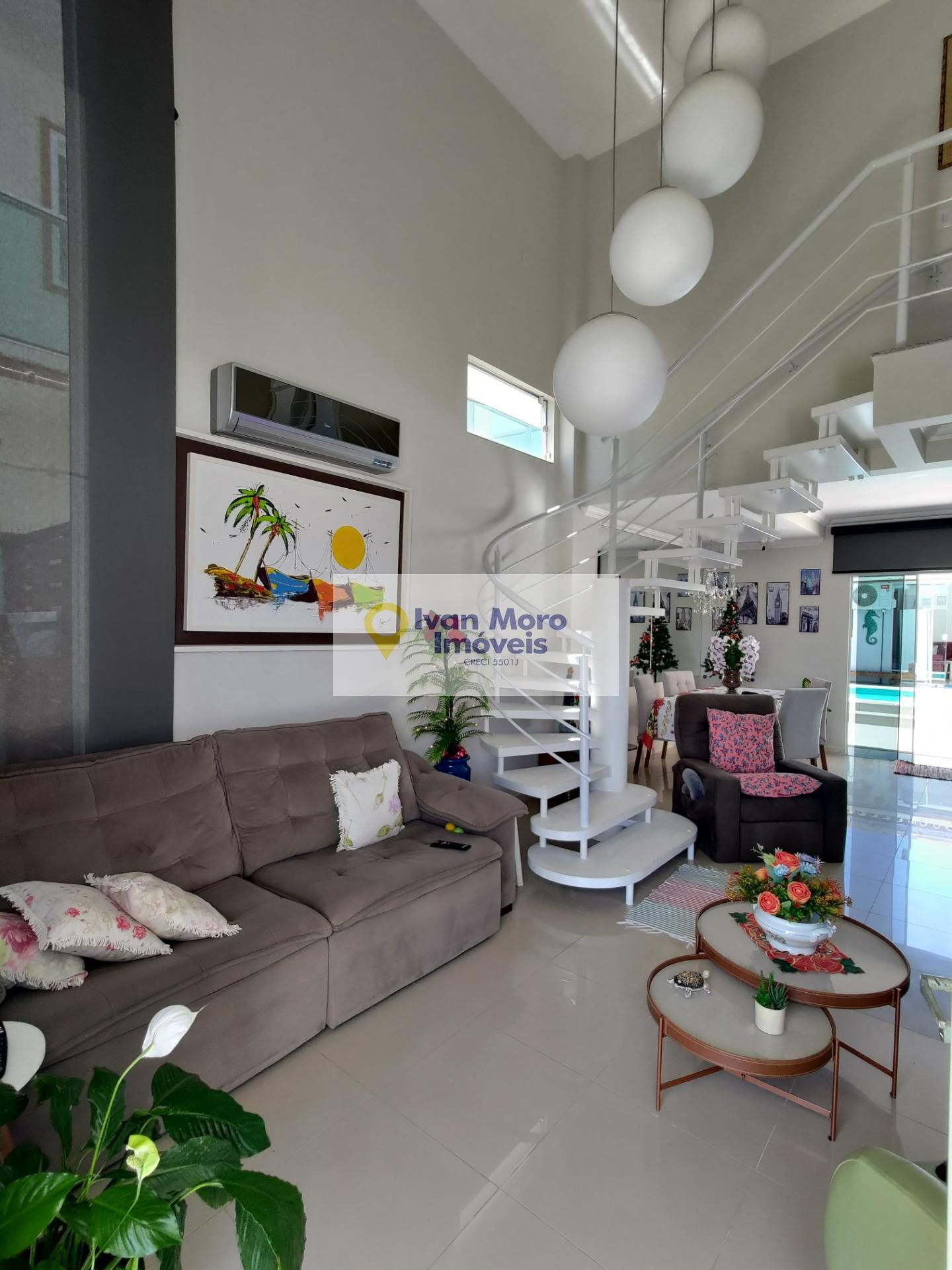 Casa à venda com 3 quartos, 3 suítes, 4 vagas e 215m² no Ingleses do Rio Vermelho, Florianópolis (SC) — foto 8 de 30