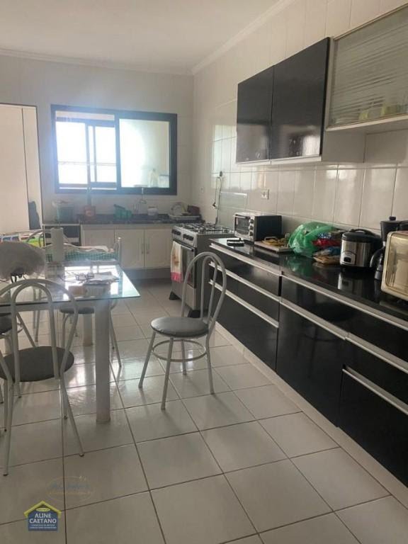 Cobertura à venda com 3 quartos, 3 suítes, 3 vagas e 200m² no Vila Tupi, Praia Grande (SP) — foto 7 de 22