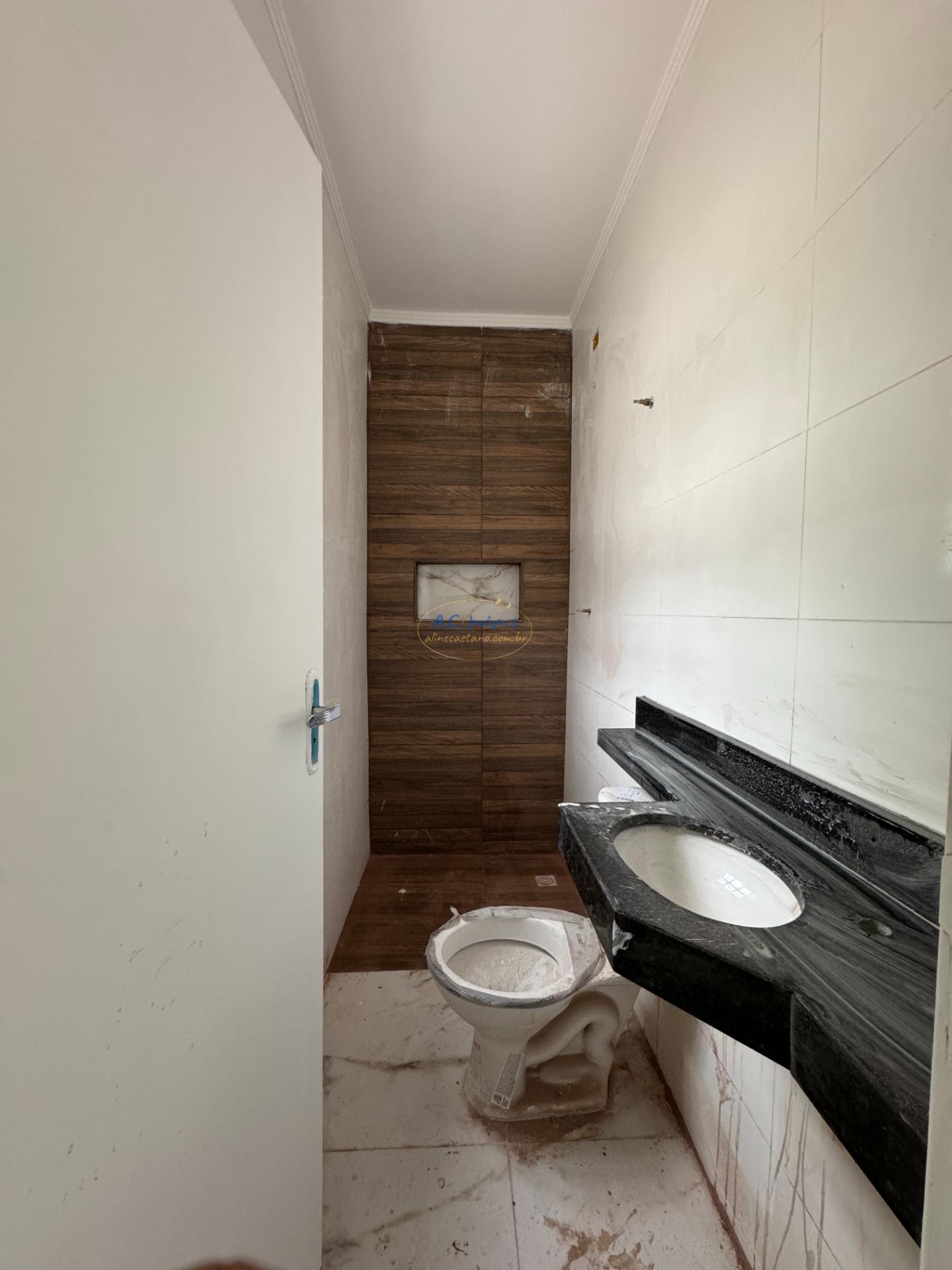 Casa à venda com 4 quartos, 3 suítes, 6 vagas e 435m² no Solemar, Praia Grande (SP) — foto 10 de 29