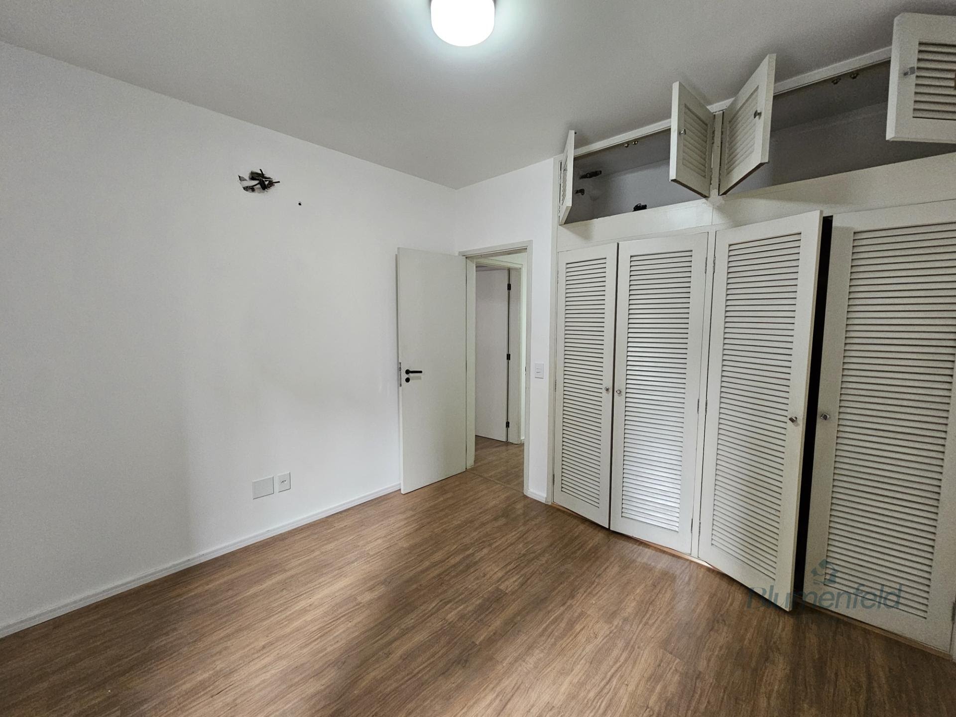 Apartamento para alugar com 3 quartos, 1 suíte, 1 vaga e 120m² no Moema, São Paulo (SP) — foto 18 de 28