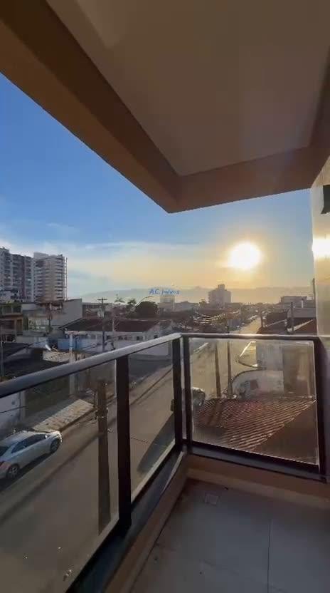 Casa à venda com 3 quartos, 2 banheiros, 2 vagas e 95m² no Vila Assuncao, Praia Grande — foto principal