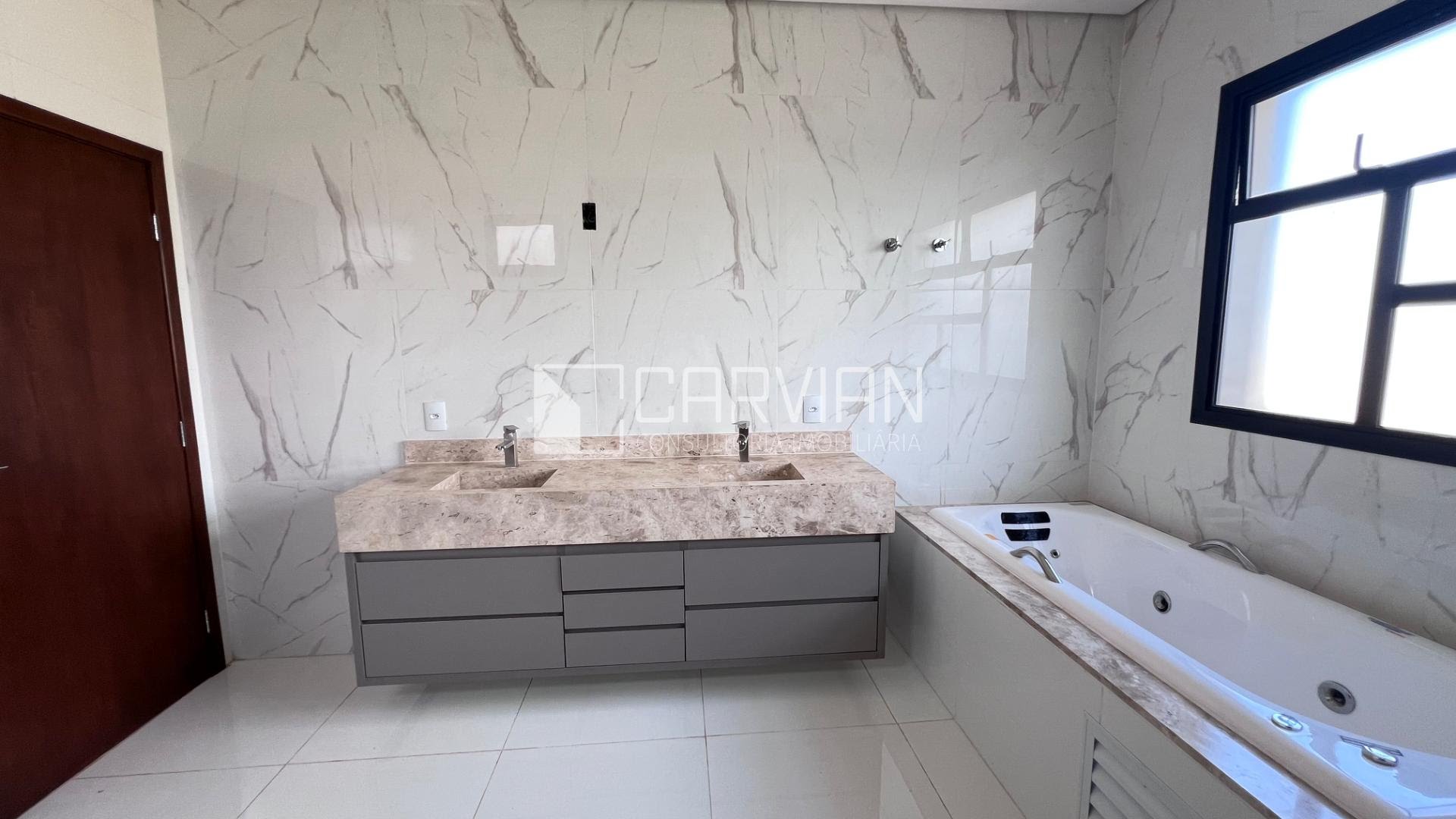 Casa à venda com 3 quartos, 3 suítes, 2 vagas e 247m² no Jardim Cybelli, Ribeirão Preto (SP) — foto 7 de 29
