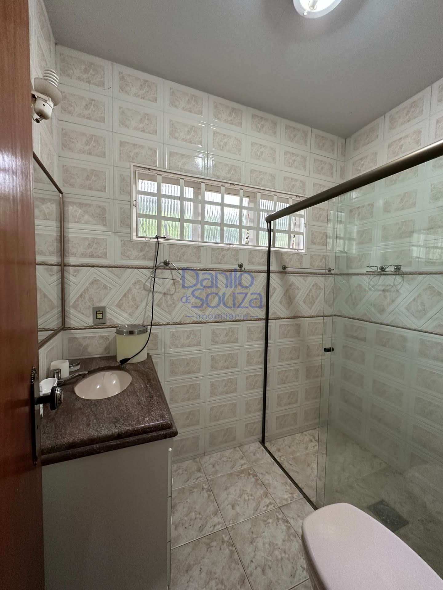 Casa à venda com 3 quartos, 1 suíte, 4 vagas e 744m² no Vila Santa Terezinha, Araxá (MG) — foto 12 de 22