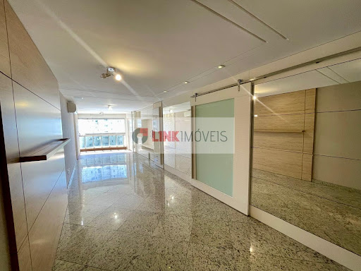Apartamento em Praia do Canto  -  Vitória